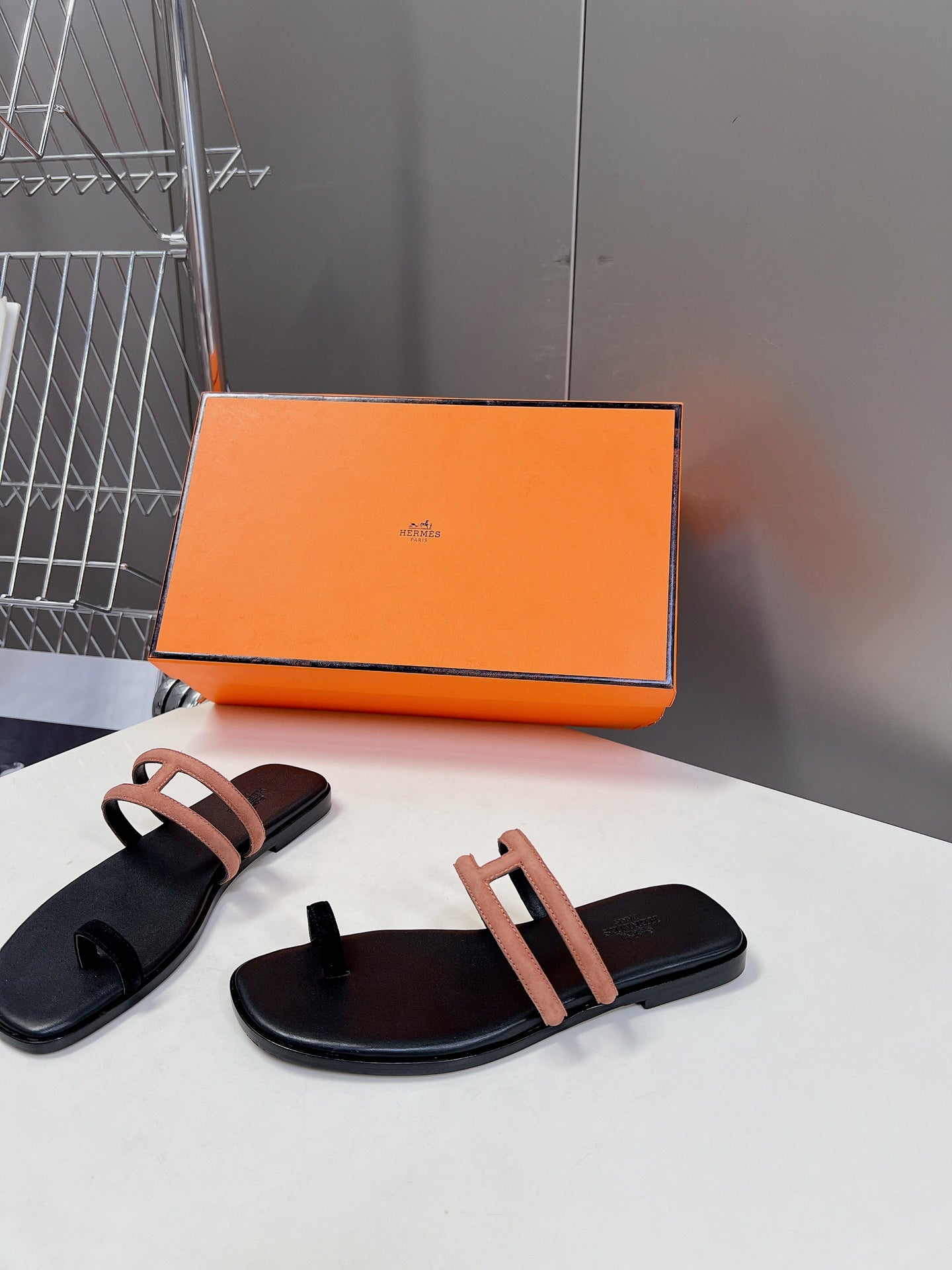 HERMES Georgia Sandals Peach Suede Black Calfskin