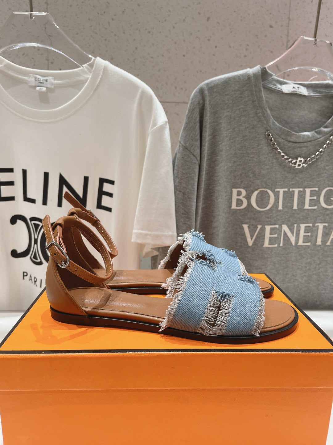 HERMES SANTORINI SANDAL BLEU CLAIR LAMBSKIN