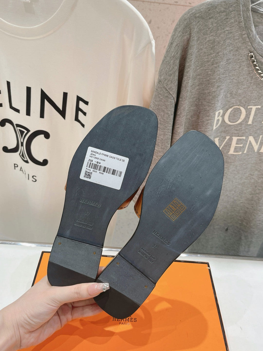HERMES Idioma Sandal Tan Calfskin