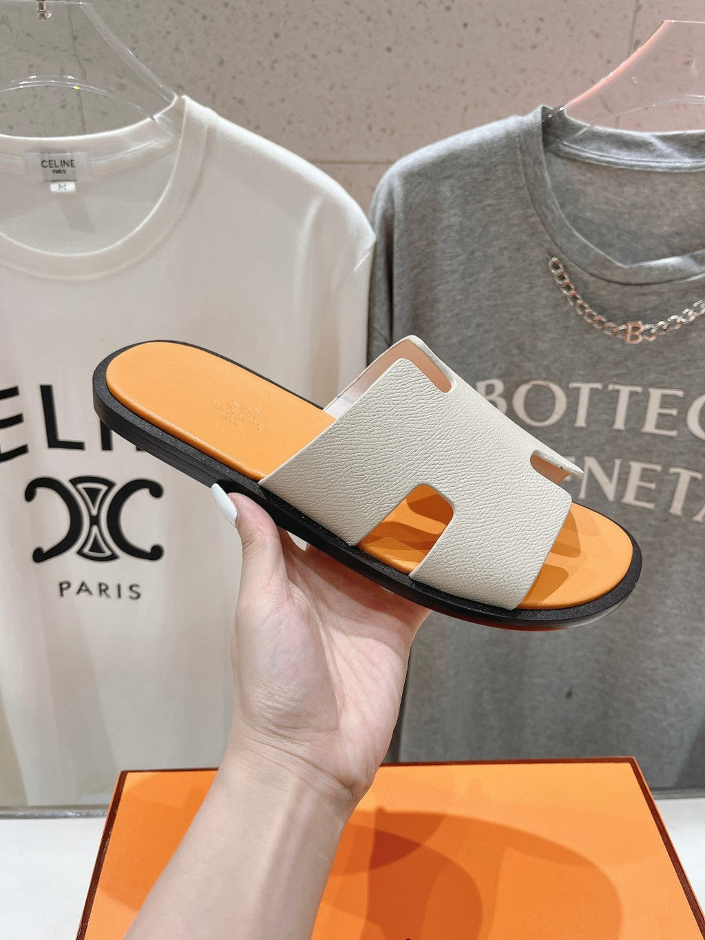 HERMES IZMIR SANDAL CREAM WHITE MIX LIGHT ORANGE LAMBSKIN