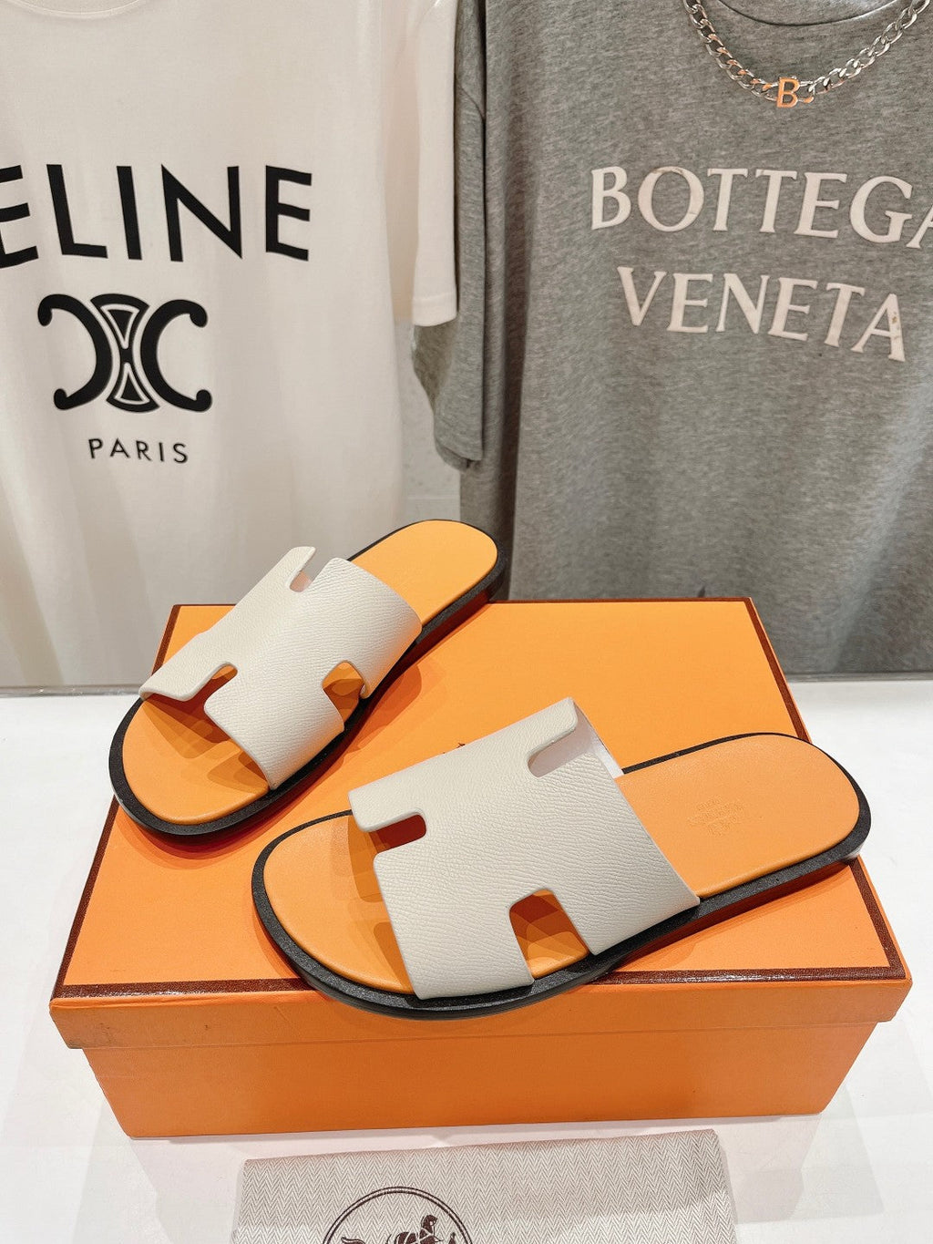 HERMES IZMIR SANDAL CREAM WHITE MIX LIGHT ORANGE LAMBSKIN