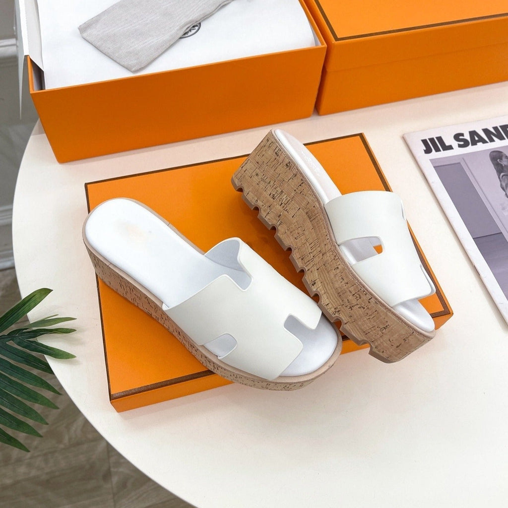 HERMES Eze 30 Sandal White