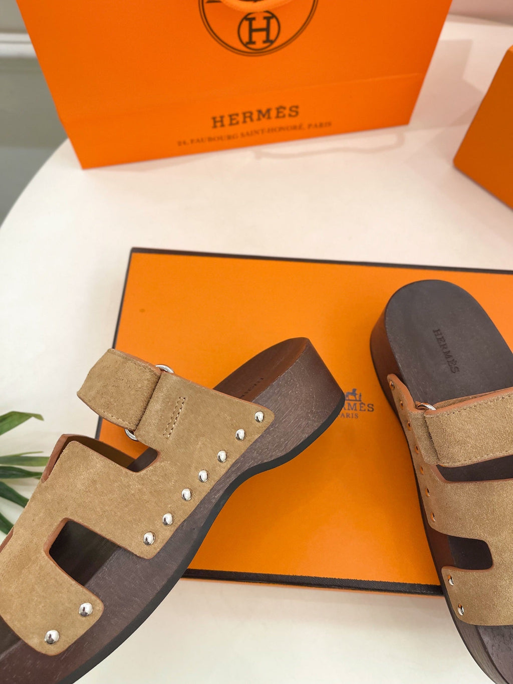 HERMES KOS CLOG IN PEANUT BROWN SUEDE