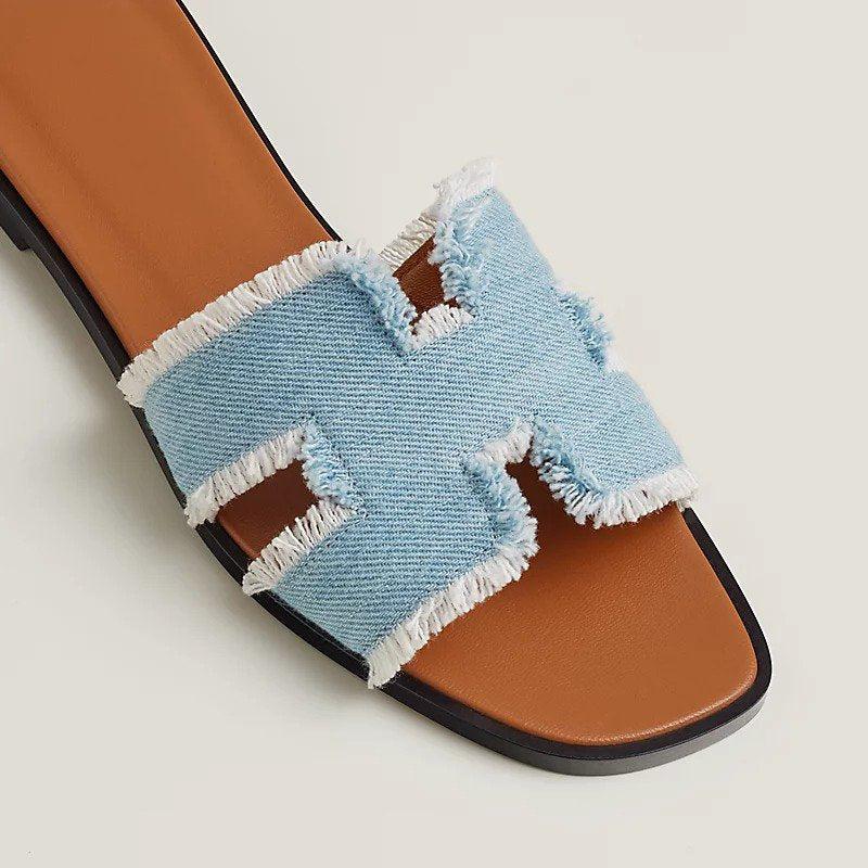 HERMES 0RAN SANDAL BLEU CLAIR