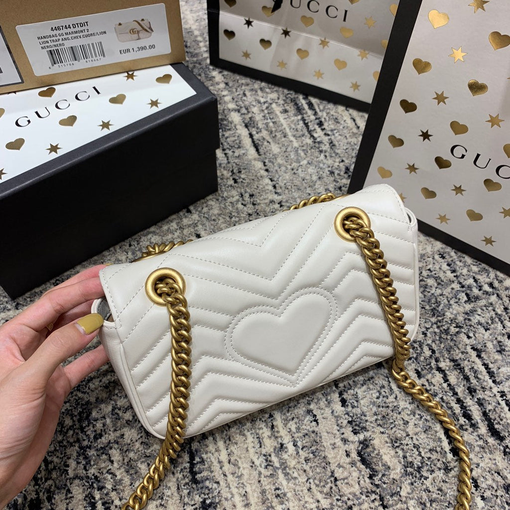 GUCCI Marmont 22cm White Calfskin Gold Hardware