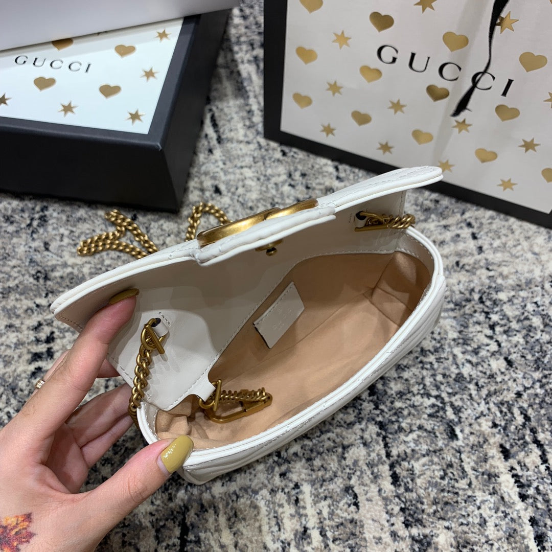 GUCCI Marmont Mini 16.5cm White Calfskin Gold Hardware