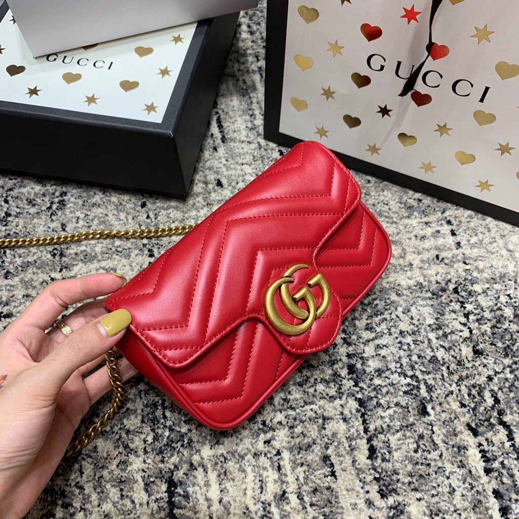 GUCCI Marmont Mini 16.5cm Red Calfskin Gold Hardware