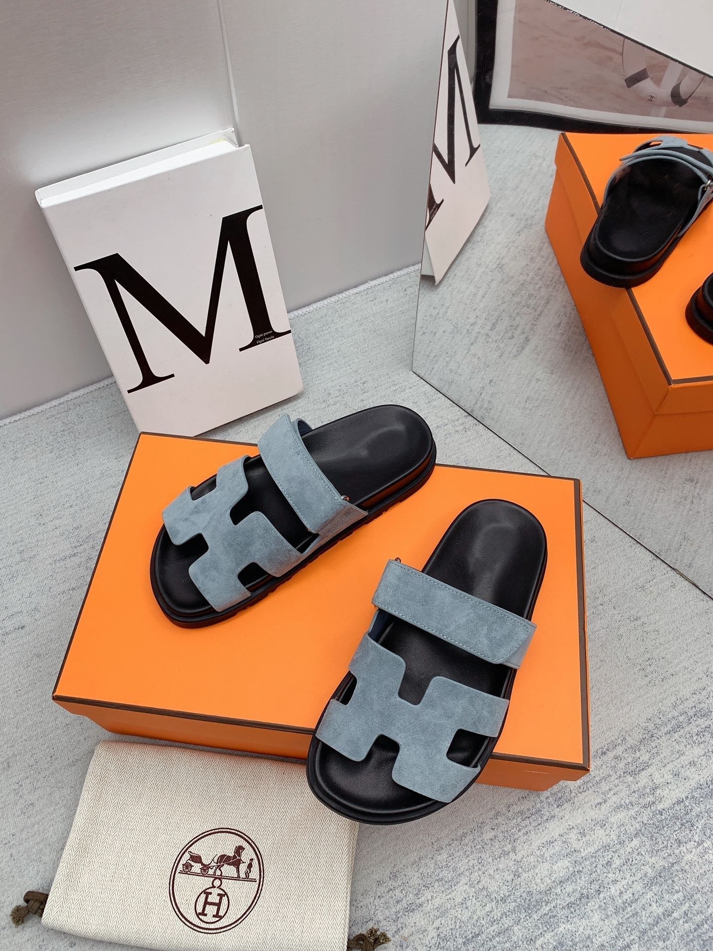 HERMES Chypre Sandal Black insole Light Blue lining
