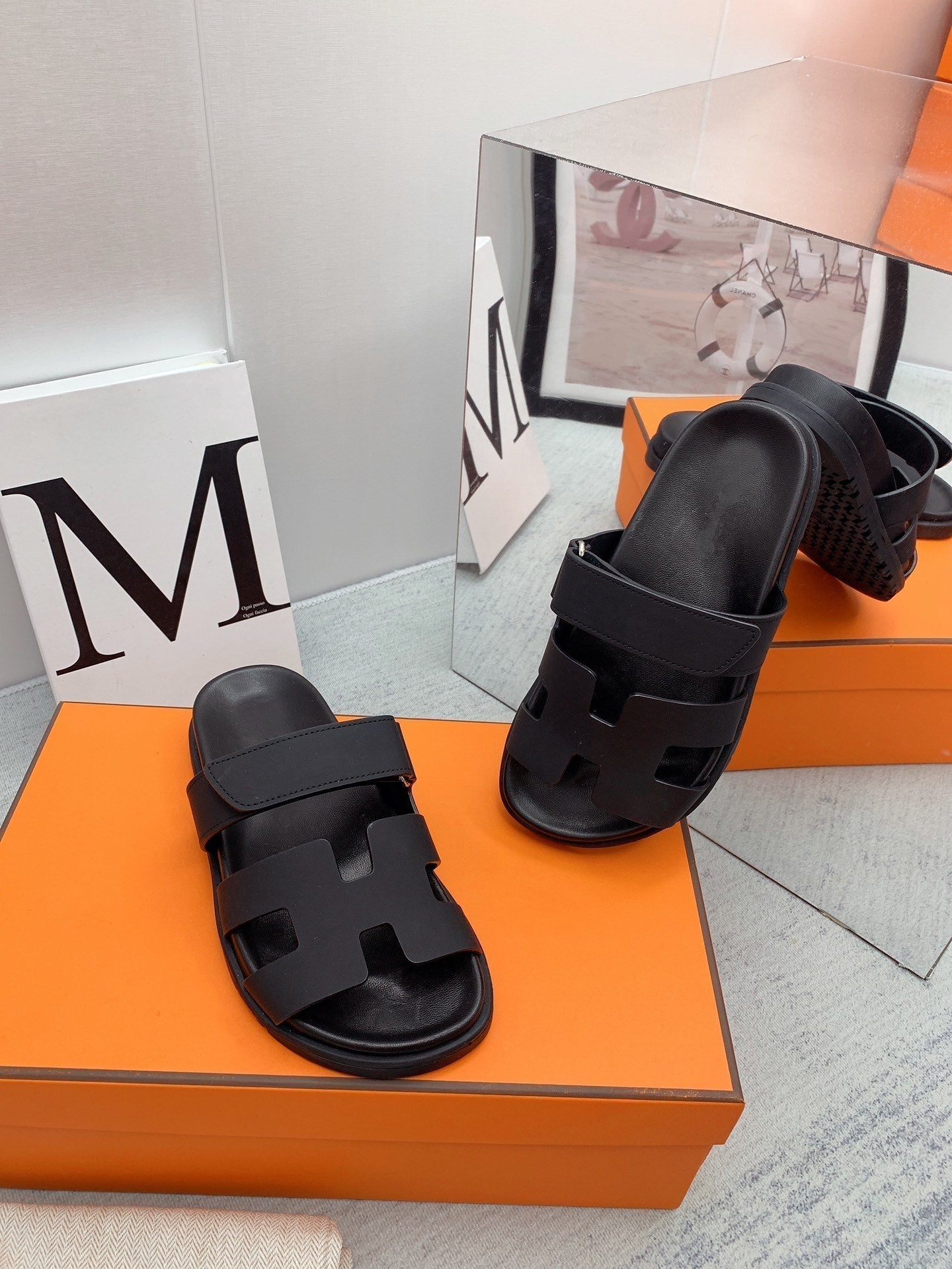 HERMES Chypre Sandal Black