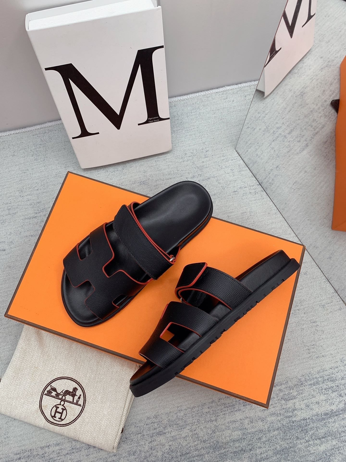 HERMES Chypre Sandal Black with red trim