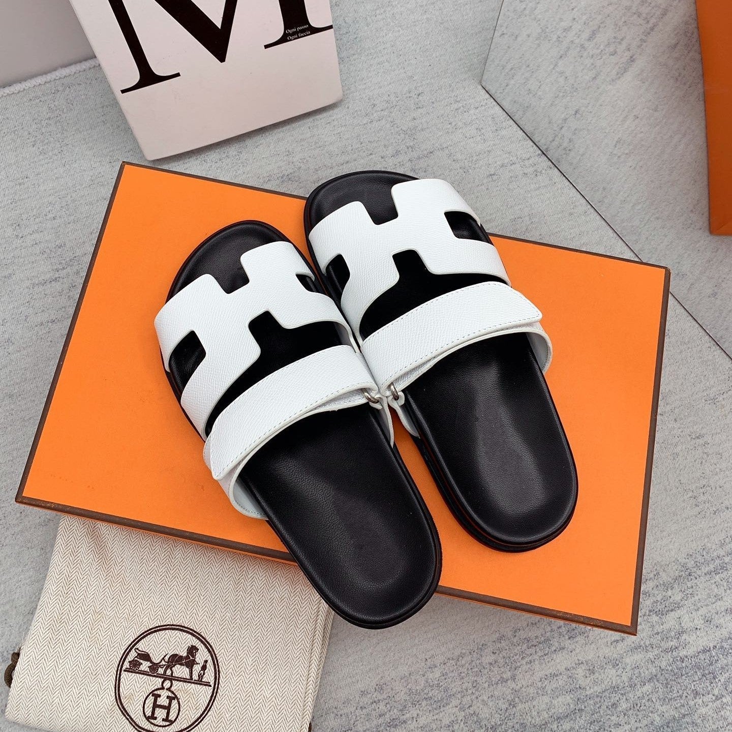 HERMES Chypre Sandal White