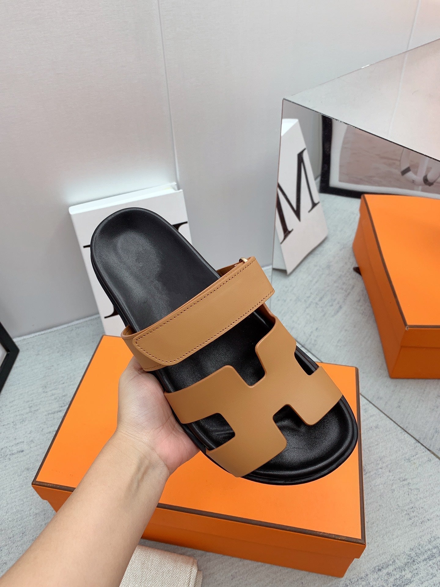HERMES Chypre Sandal Gold