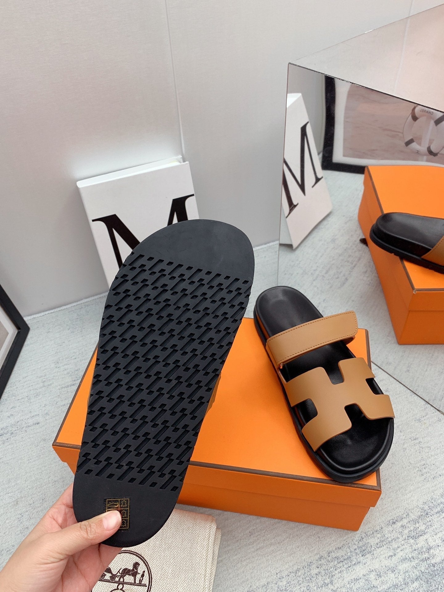 HERMES Chypre Sandal Gold