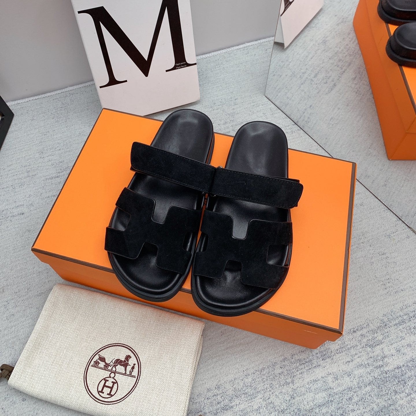 HERMES Chypre Sandal Black velvet lining