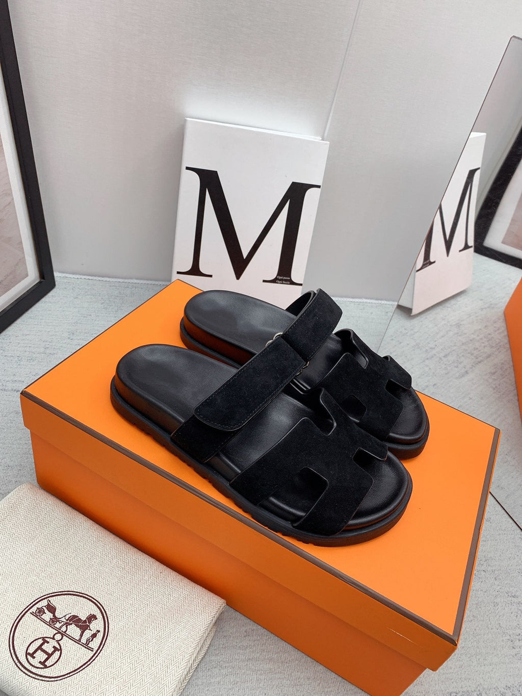 HERMES Chypre Sandal Black velvet lining
