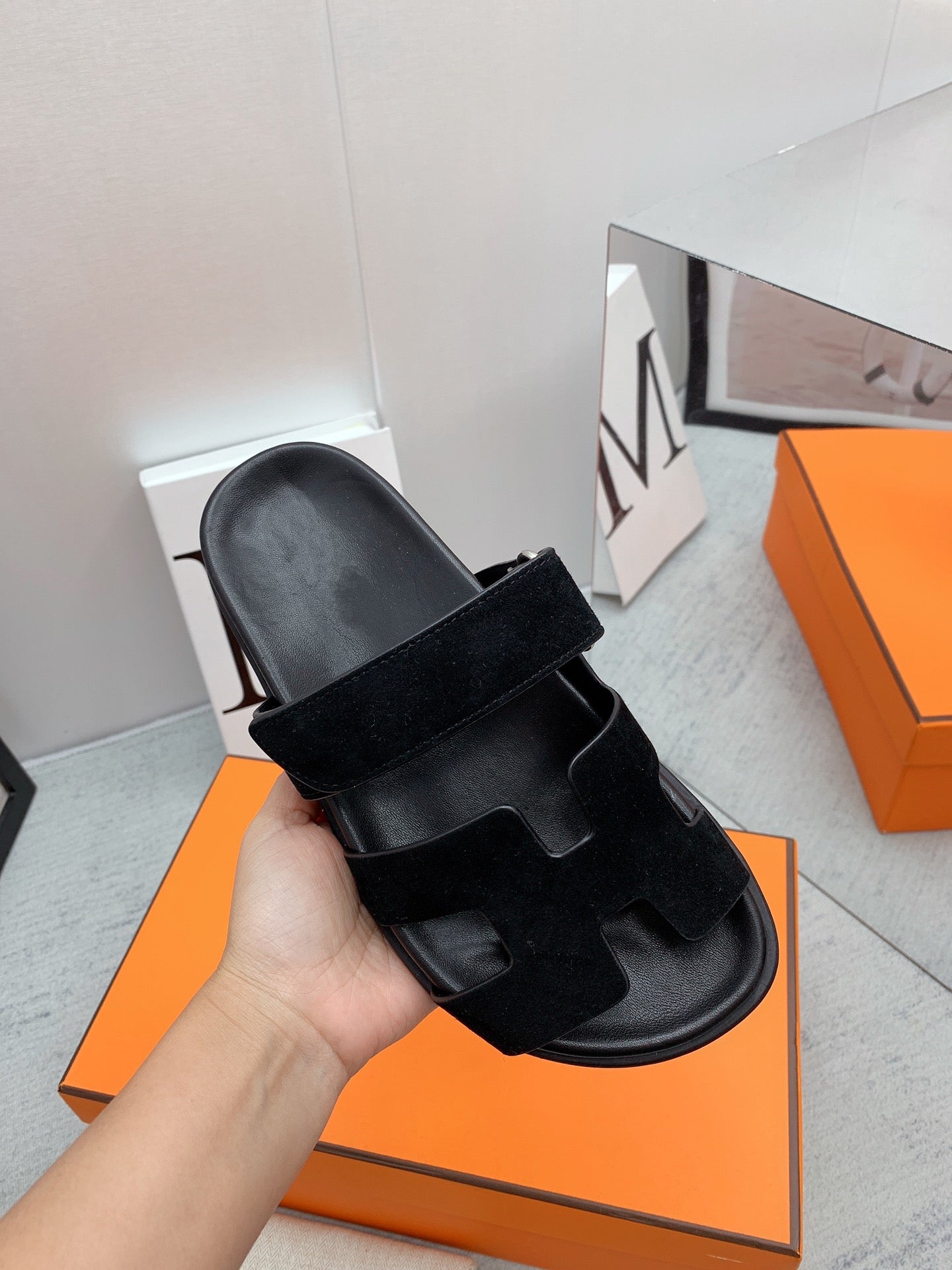 HERMES Chypre Sandal Black velvet lining